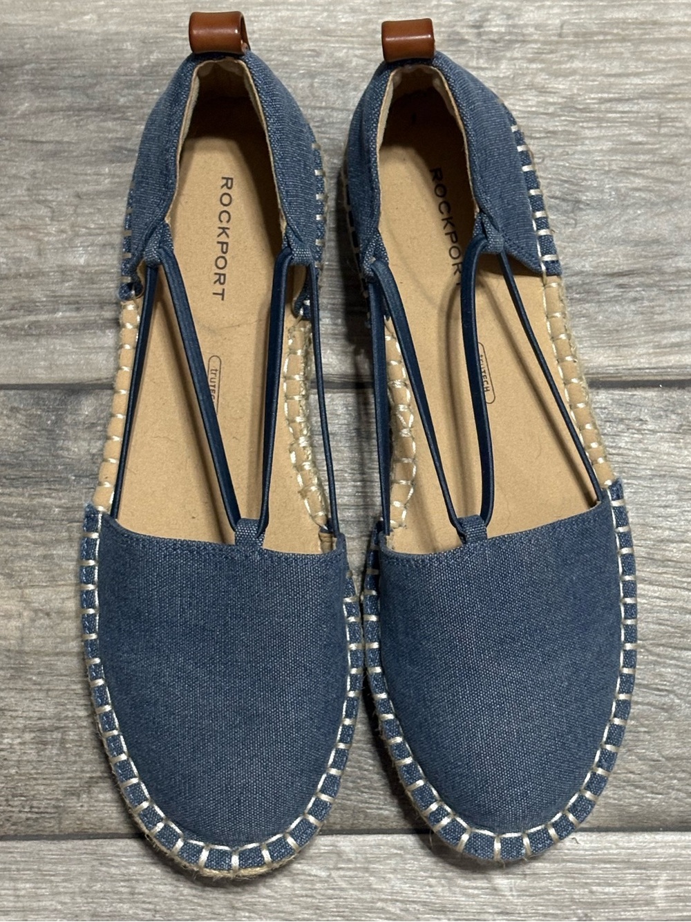 Rockport nwot canvas shoes